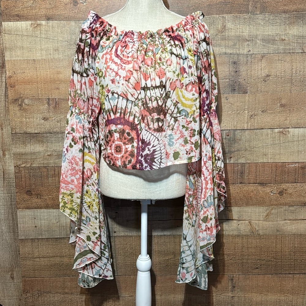 Live 4 Truth Tie Dye Print Off Shoulder Bell Sleeve Top Women’s size Large New!